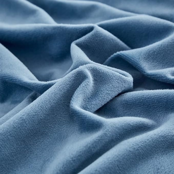 Houseri Velvet Blue Comforter Set California King Fluffy Dusty Blue Flannel Bedding Sets Puffy Lake Blue Cal King Comforter Sets Light Blue Sherpa Comforter Oversized King Warm Fuzzy Quilts Cal King
