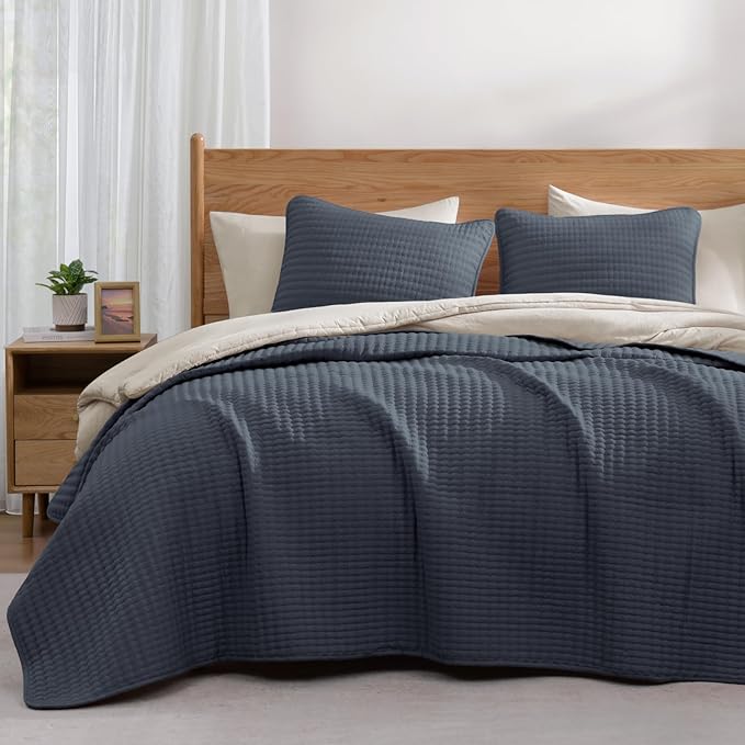WRENSONGE Blue Grey California/Oversized King Size Quilt Bedding Set with 2 Pillow Shams -3 Pieces Lightweight Soft Bedspreads Coverlet for All Season