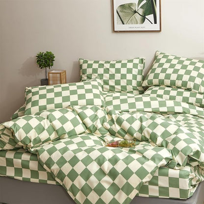 CLOTHKNOW Green White Plaid King Size Comforter Set Grid Bedding Comforter Sets Soft Checkerboard Comforter with 2 x Pillow Cases
