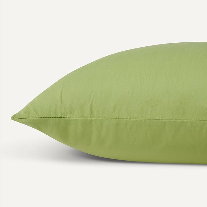 Amazon Basics Twin XL Bed Sheet, 3-Piece Bedding Set, Double Brushed Microfiber, Ultra Soft, Easy Care, Green