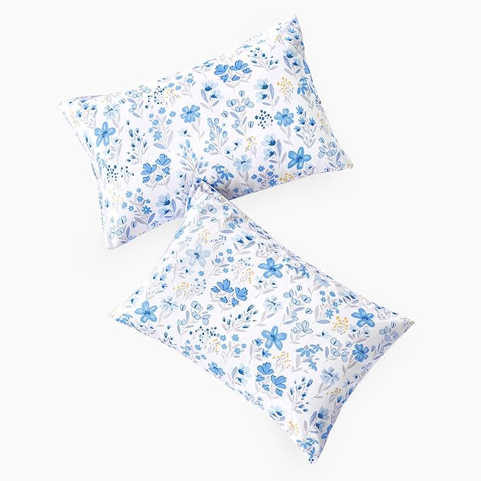 Wake In Cloud - Floral Pillow Cases, Botanical Flower Coquette Cottagecore Shabby Chic Aesthetic, Set of 2 Soft Pillowcases Pillow Shams Covers, Blue White, Standard Size 20x26 Inches
