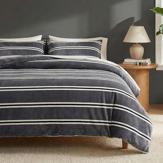 Bedbay Grey Striped Bedding Comforter Set Queen Size Luxury Velvet Fleece Comforter Set 3 Pcs Fluffy Plush Flannel Bedding Set Cozy Reversible Fleece Soft Warm Shaggy Faux Fur Bed Set All Season