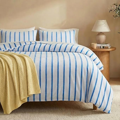 Bedbay Blue Striped Comforter Set Queen Size Microplush Fleece Bedding Set Ultra Soft & Warm Flannel Velvet Comforter Set 3 Pcs Blue White Stripes Pattern Queen Bed Set for All Seasons