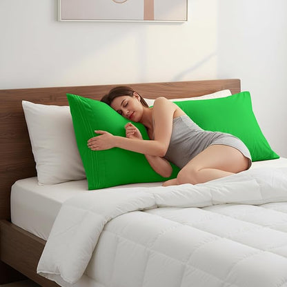 Elegant Comfort Luxury Ultra-Soft 1-Piece Pillowcase Set - 1500 Premium Hotel Quality Microfiber Double Brushed - Wrinkle Resistant, Body Pillowcase Size, Emerald Green