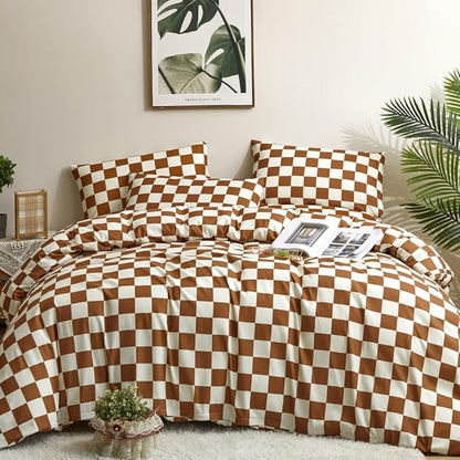 CLOTHKNOW Brown Plaid California King Comforter Set 3Pcs Grid Bedding Comforter Sets Soft Checker Caramel Comforter with 2 x Pillow Cases