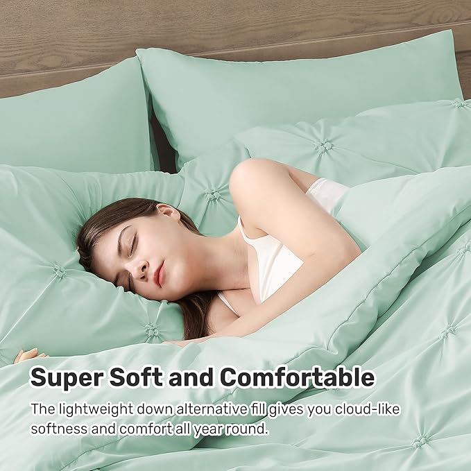 UNIKOME King Size Comforter Set Sage Green - Ultra Soft Boho Pintuck Down Alternative Bedding Set for All Seasons, 3 Pieces Lightweight Warm Pinch Pleat Bed Set with Comforter, 2 Pillowcases