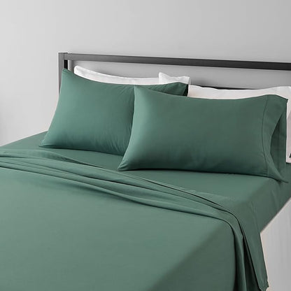 Amazon Basics Lightweight Super Soft, Wrinkle-Free, Breathable Microfiber 4-Piece Bed Sheet Set with 14-Inch Deep Pockets, Full, Emerald Green, Solid