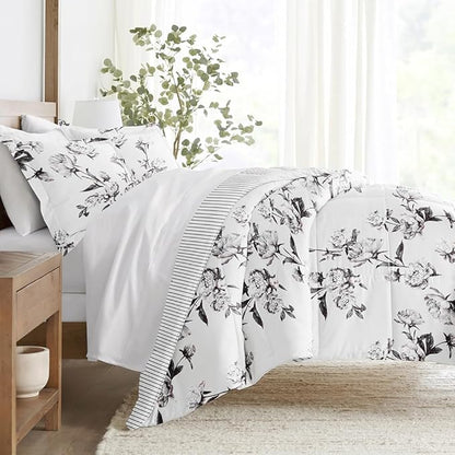 LINENS & HUTCH Comforter Set Patterned Microfiber All Season Down-Alternative Ultra Soft Bedding in Vintage Magnolia Stripe - Full/Queen Vintage Magnolia Stripe Gray