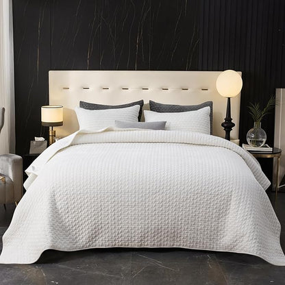 Powdion Velvet Quilt King Size,Bedspread Quilted Bedding Set, Luxurious Soft Coverlet Set Lightweight Velvet Comforter for All Season with 2 Pillow Shams, Striped Quilt Set, 96x106 Cream White