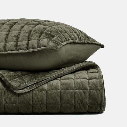RECYCO Luxury Velvet Quilt Set King Size, Lightweight Velvet Comforter Set, Oversized Bedspread Coverlet Quilted Bedding Set, with 2 Matching Pillow Shams, for All Season, Olive Green