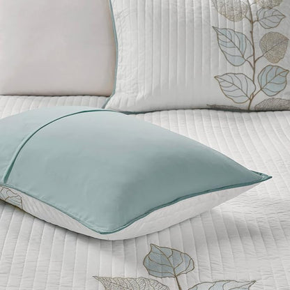 Madison Park Caelie Quilt Modern Classic Design All Season, Breathable Coverlet Lightweight Bedding Set, Matching Shams, Decorative Pillow, Full/Queen(90"x90"), Leaf Blue 6 Piece