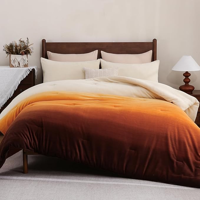 Bedbay Orange Gradient Plush Fleece Comforter Set King Size Ultra Soft Velvety Bedding Thick Warm Cozy Winter Quilt with 2 Pillowcases Luxury Sunset Ombre Fluffy Bed Set for All Seasons