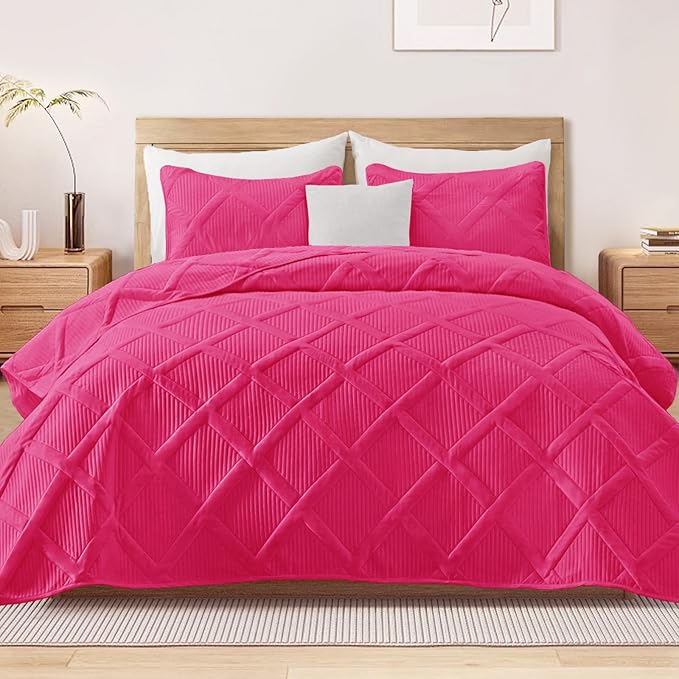 Exclusivo Mezcla King Quilt Set- Hot Pink Quilts Bedding Set with 2 Pillow Shams, Modern King Bedspread with Striped Pattern, Soft Lightweight Bedspreads Coverlets for All Seasons