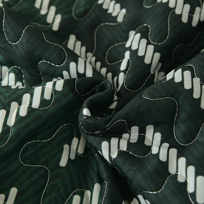 Dintszyayue Green Boho Quilt Set King Size,3 Piece Aztec Texture Bedspread Coverlet Set Soft Lightweight Bedding Set Geometric Bohemian Bedspread with 2 Pillowcases(Green,90"x103")
