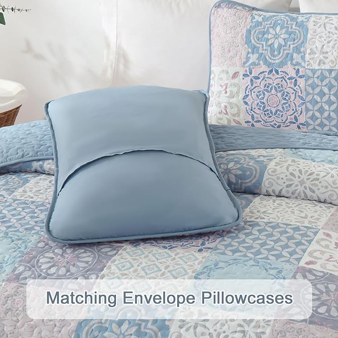 Dobuyly Quilt Set King Size, Light Blue/Pink Patchwork Bedspread 3 Pieces, Boho Plaid Summer Coverlet Set, Soft Lightweight Quilt Bedding Set for All Seasons 110"x90"