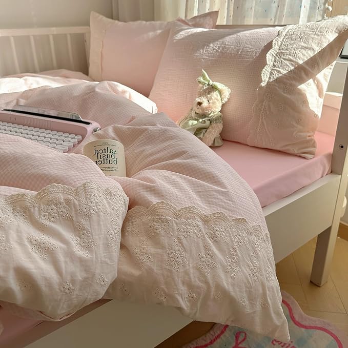 VM VOUGEMARKET Pink Gingham Comforter Set Queen 3 Pieces Lace Bedding Set Simple Cozy Plaid Checkered Comforter Quilt with 2 Lace Pillowcases for Girls Women