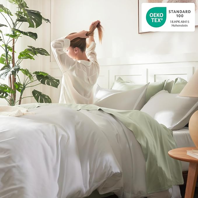 Litanika White Comforters Oversized King Size, 3 Pieces Lightweight Solid Bedding Comforter Set, All Season Fluffy Bed Set (120x98In Comforter & 2 Pillowcases)