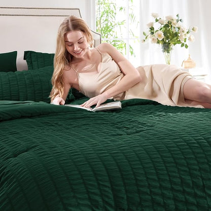 CozyLux Full Size Comforter Sets with Sheets 7 Pieces, Emerald Green Seersucker Bed in a Bag Textured Luxury Soft Bedding Sets with Down Alternative Comforter, Sheets, Pillowcases & Shams All Season