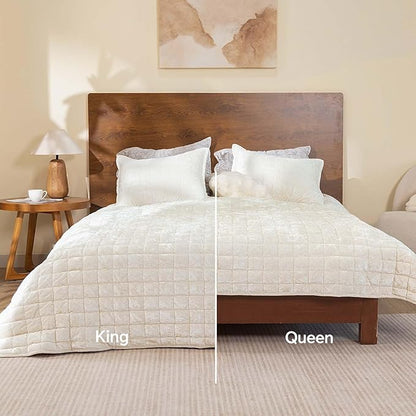 BEDELITE Velvet Quilt Set King Size - Luxury Velvet Comforter Bedding Set 3 Pieces, Lightweight Soft Cozy Shiny Cream White Oversized Bedspread Coverlet for All Seasons with 2 Pillow Shams