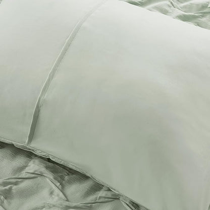 Comfort Spaces Comforter for Queen Size Bed, Ogee Ruched with Crinkle Texture, Breathable Comforter Set Queen, All Season Lightweight Bedding Set, Shams, Décor Pilow, Full/Queen Green 4 Piece