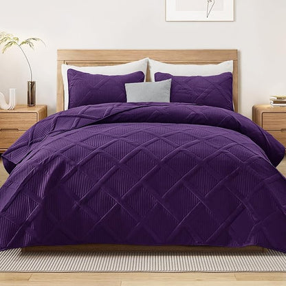 Exclusivo Mezcla King Quilt Set- Deep Purple Quilts Bedding Set with 2 Pillow Shams, Modern King Bedspread with Striped Pattern, Soft Lightweight Bedspreads Coverlets for All Seasons