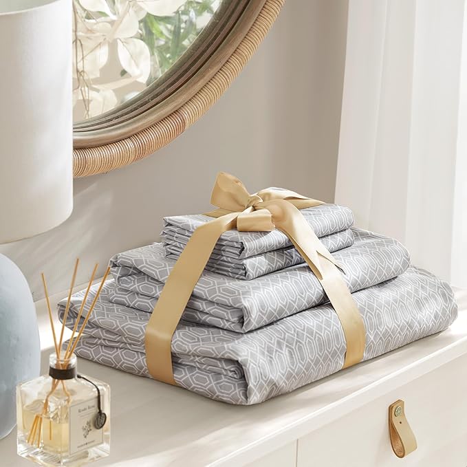 Comfort Spaces 100% Cotton Sheet Set Breathable, Lightweight, Soft with 12" Elastic Pocket Fits up to 14" Mattress, All Season Cozy Bedding, Matching Pillow Case, Twin XL Diamond Taupe 3 Piece