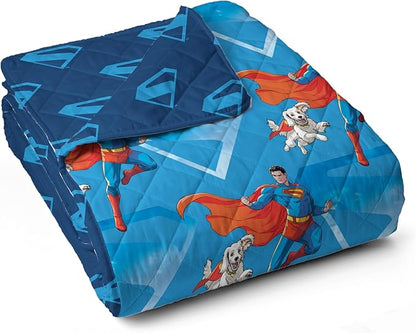 Northwest DC Comics Superman Above Metropolis Reversible Quilted Throw Blanket, Comfy Iconic Throw, Adults Boys Girls, Legendary Superhero Bedding for Bed, or Couch, 60 x 80 inches