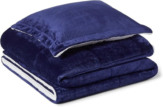 Amazon Basics Reversible Sherpa Comforter Set with Pillow Sham, Twin/Twin XL, Navy