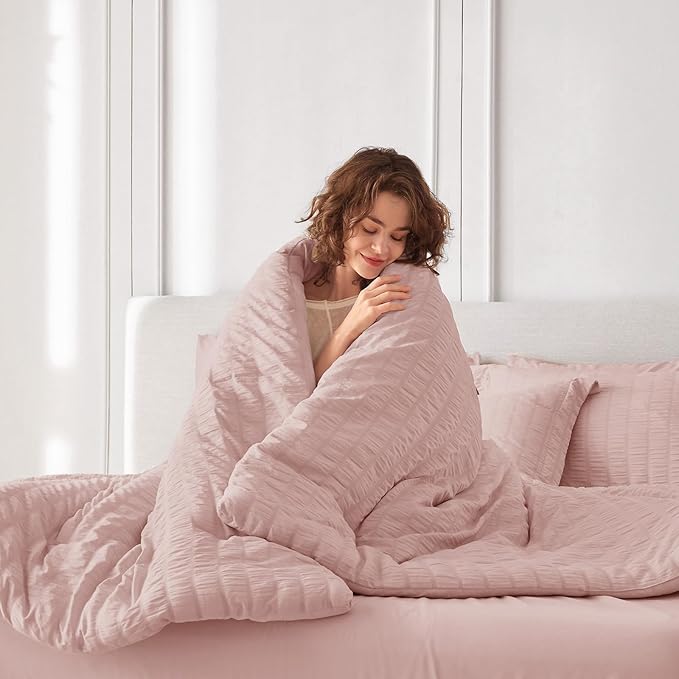 MUXHOMO 7 Pieces Full Comforter Set, Seersucker Bed in a Bag Full Size, All Season Luxury Bedding Set with Comforter, Flat Sheet, Fitted Sheet, Pillowcases & Shams, Rose Gold