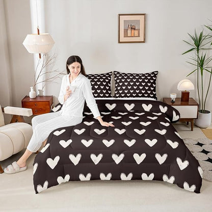 Love Comforter Set King Size White and Black Comforter Bedding Sets for Women Men Girls Valentine Day Gift Quilt Kawaii Heart Shaped Geometric Down Comforter Love Heart Bedding Bedroom Decor 3Pcs