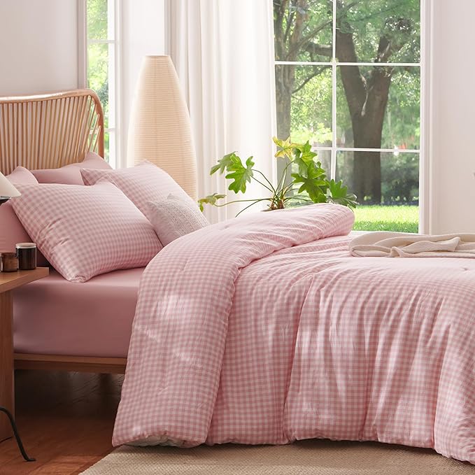 Nayoroom Gingham Comforter Set Full Size Pink Plaid Checkered Dorm Bedding Set Girls 3 Pieces Soft Lightweight Farmhouse Grid Comforter for All Seasons (1 Comforter, 2 Pillowcases)