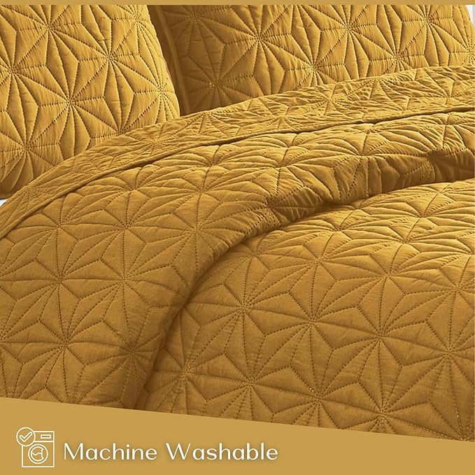 VCNY Home King Size 3-Piece Bedding Set | Lightweight Quilt & Matching Shams | Ultra-Soft & Breathable Fabric | Durable & Wrinkle Resistant | Medium-Weight for Year Round Use | Serena Collection, Gold