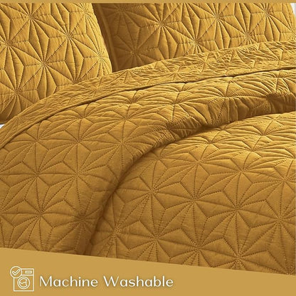 VCNY Home King Size 3-Piece Bedding Set | Lightweight Quilt & Matching Shams | Ultra-Soft & Breathable Fabric | Durable & Wrinkle Resistant | Medium-Weight for Year Round Use | Serena Collection, Gold