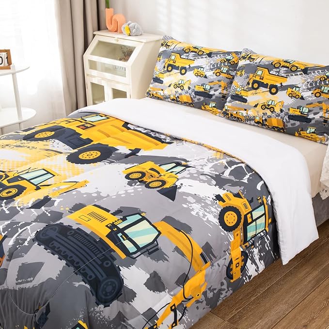 Feelyou Boys Construction Bedding Set Full Size Comforter for Kids Tractor Trucks Comforter Set Toddler Room Decor Car Bed Cartoon Excavator Quilted with 2 Pillow Cases
