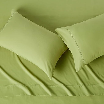 Amazon Basics Lightweight Microfiber 4-Piece Bed Sheet Set, Full, Oliver Light, Solid