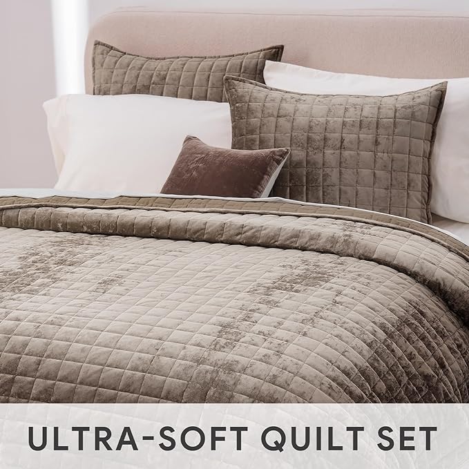 RECYCO Luxury Velvet Quilt Set Twin/Twin XL Size Bedding Sets, Ultra Soft Velvet Comforter Set, Lightweight Channel Box Stitch Oversized Bedspread Coverlet for All Season, with 1 Sham, Dune Brown