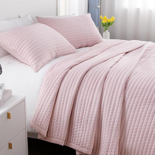 Max Oversized California King Quilt Set – 112"x106"Soft Washed Lightweight Bedspread,Multi-Lock Quilting,Minimalist Nordic Bedding, Spring & Summer Quilt Set (1 Quilt + 2 Pillow Shams), Pink