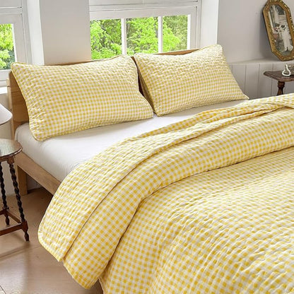 Yellow Gingham Twin Quilt Set, Soft Pre-washed Microfiber Yellow Plaid Twin Bedspread, Lightweight Checked Summer Quilt, Grid Bedding Coverlets for All Seasons (Includes 1 Quilt, 1 Pillow Sham)