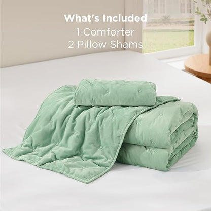 Bedsure Velvet Fleece Comforter Set King, Sage Green Lightweight Quilted Bedding Set, Soft Warm Blanket for All Season, 3 Pieces, 1 Comforter (104" x 90") and 2 Pillow Shams (20" x 36")