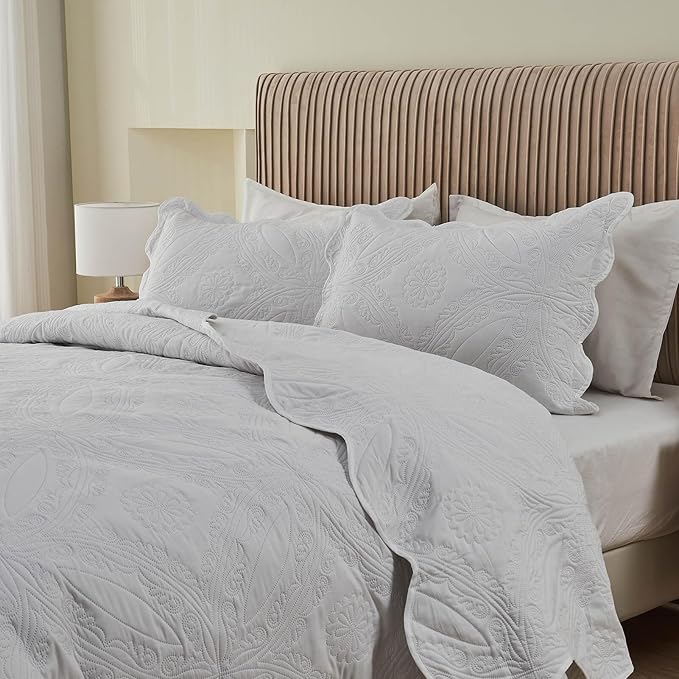 Oversized Cal King Bedspreads 120x120 for Extra Tall Split California King Bed Lightweight Quilted Coverlet Set 3 Pieces 1 Quilt 2 Pillow Shams White