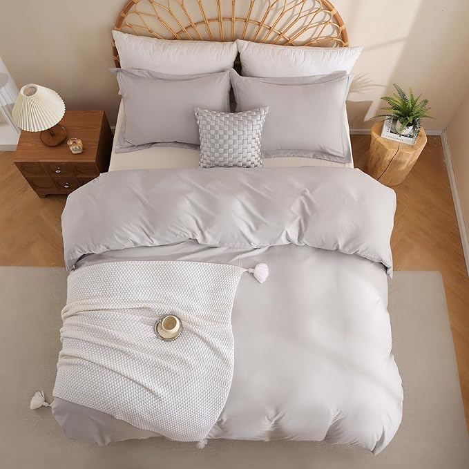 JSD Light Grey Duvet Cover Set King Size, 3 Piece Duvet Cover with Pillow Shams, Soft Brushed Microfiber Zipper Closure, Comforter Not Included