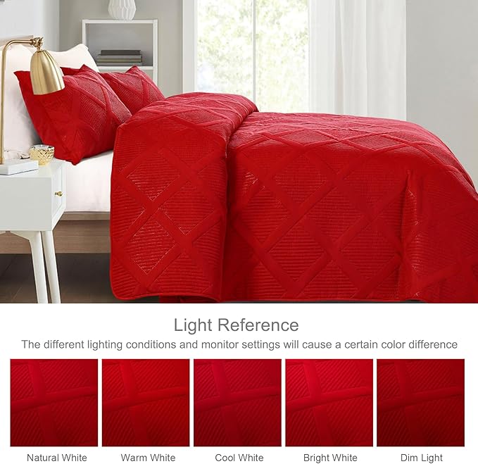 Exclusivo Mezcla Oversized King Quilt Set- Red Cal King Quilts Bedding Set with 2 Pillow Shams, Modern Bedspread with Striped Pattern, Soft Lightweight Bedspreads Coverlets for All Seasons