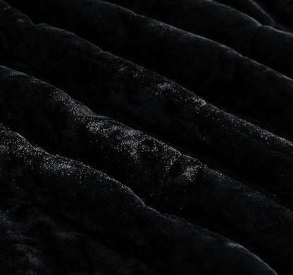 Chezmoi Collection Lux Black Velvet Quilt Oversized King Set, 3-Piece Plush Distressed Velvet Bedding All Season Lightweight Comforter Brushed Microfiber Reverse with Diamond Stitch Quilting