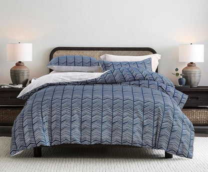SLEEPBELLA Navy and White Duvet Cover Set, 100% Cotton Bedding, Chevron Geometric Pattern, with Button Closure (3pcs, Twin Size)