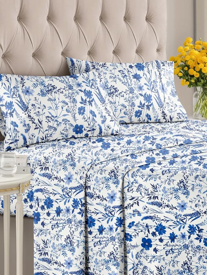Floral Sheets - White & Blue Bed Sheet Set - 1 Flat, 1 Fitted & 2 Pillowcases w/ Deep Pockets - Comfy, Cozy, Wrinkle & Fade Free - Boho Botanical Bedding - Soft, Breathable & Cooling - King Size Set