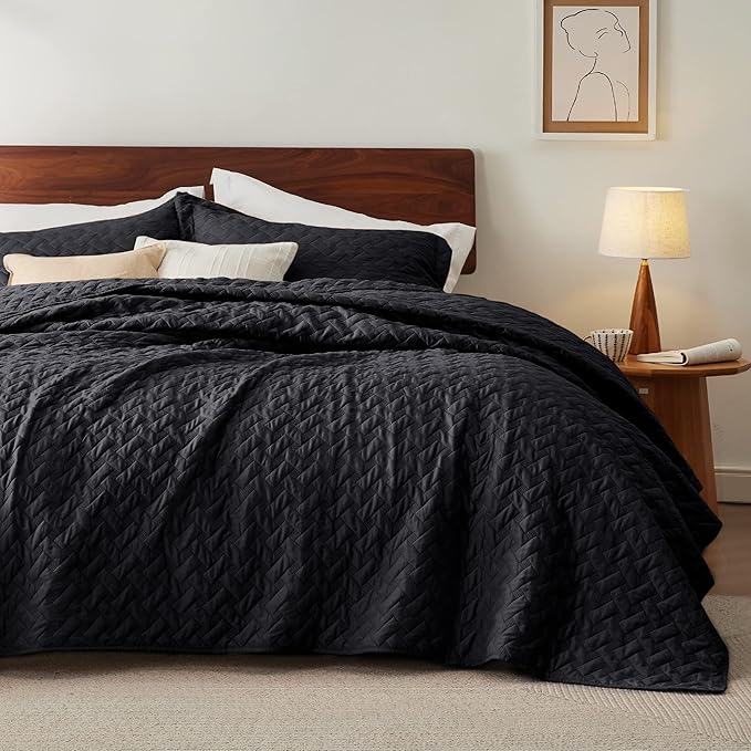 Bedsure Quilts Queen Size - Lightweight Bedspreads Queen Size with Basket Weave Pattern, Soft Quilt Bedding Set, Black Comforter Set Coverlet for All Seasons with 2 Pillow Shams (90" x 96") | Skin-Friendly Soft, All-Season Comfort, Breathable, Lightwei...