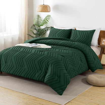 Andency Emerald Green Comforter King Size, Boho Dark Green Soft Warm Bedding Comforter Sets for King Bed, 3 Pieces Forest Green Vintage Chevron Tufted Aesthetic Comforter Set