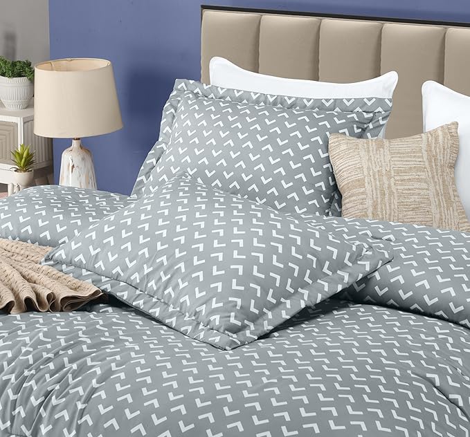 Queen Comforter Set 3 Piece Arrow White by Utopia Bedding Printed Comforters Queen Size Bedding Comforters Set Down Alternative Soft Bed Set 1 Comforter(88 x 88 inches) 2 Pillow Shams(20 x 26 inches)