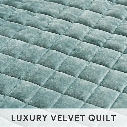 RECYCO Luxury Velvet Quilt Set Full Queen Size, Lightweight Velvet Comforter Set, Oversized Bedspread Coverlet Quilted Bedding Set, with 2 Matching Pillow Shams, for All Season, Aqua Green