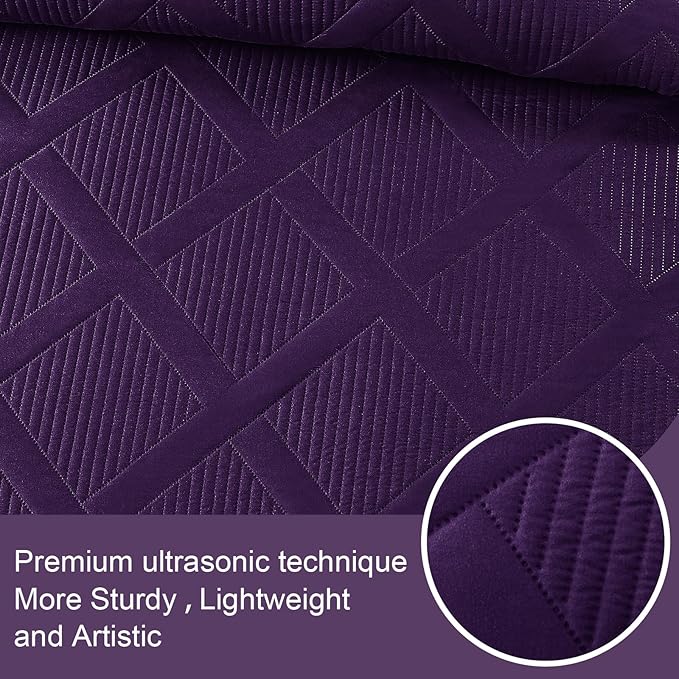 Exclusivo Mezcla Oversized King Quilt Set- Deep Purple Cal King Quilts Bedding Set with 2 Pillow Shams, Modern Bedspread with Striped Pattern, Soft Lightweight Bedspreads Coverlets for All Seasons